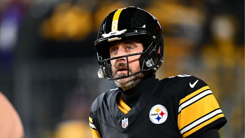 Аарон Роджерс озвучил планы по завершению карьеры после разгромного поражения «Стилерс» от «Тексанс» и вылета из плей-офф в раунде уайлд-кард.