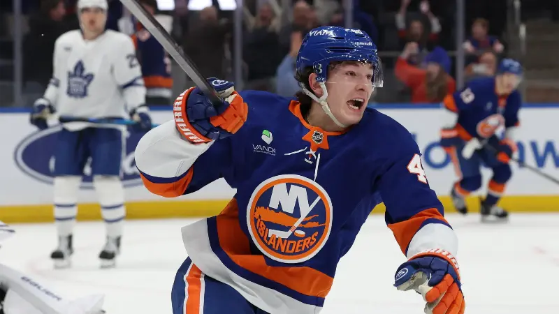 Остон Мэттьюс высказался о Мэттью Шефере после того, как новичок «Айлендерс» испортил ему рекордную игру.