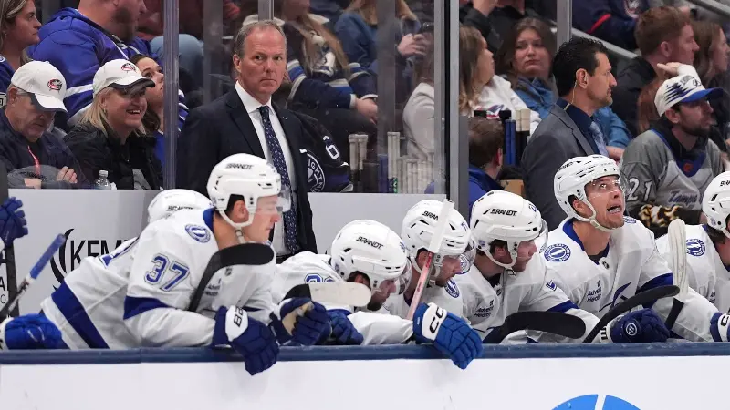 «Победила та команда, которая этого заслуживала», - главный тренер «Тампа-Бэй Лайтнинг» Джон Купер отдал должное «Ванкувер Кэнакс» после того, как они отыгрались со счёта 0:2 и одержали уверенную победу 6:2.