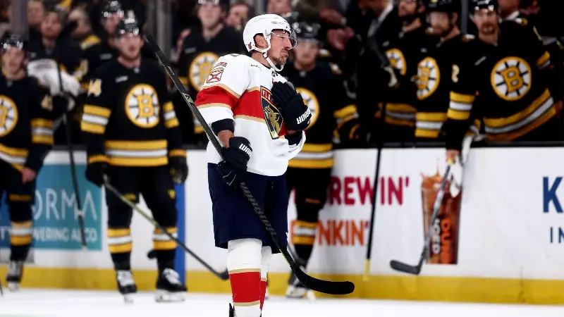 «Я старался не заплакать», - Брэд Маршан рассказал, как растрогался во время трогательного видеопосвящения от «Брюинз».