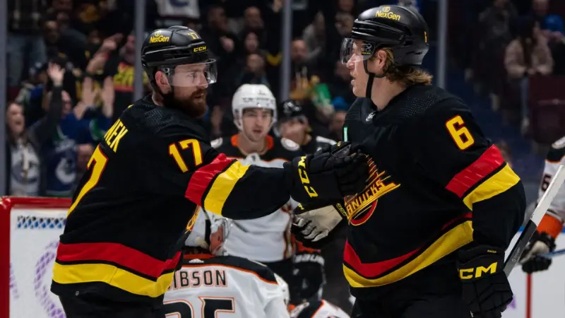 Брок Босер и звездный защитник с контрактом на 58 миллионов долларов не будут затронуты массовой распродажей в «Ванкувер Кэнакс», утверждает ведущий инсайдер НХЛ.