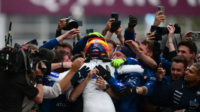 Карлос Сайнс вновь подтвердил своё стремление, которое он называет «проектом всей жизни», — вернуть былую славу Williams Racing.