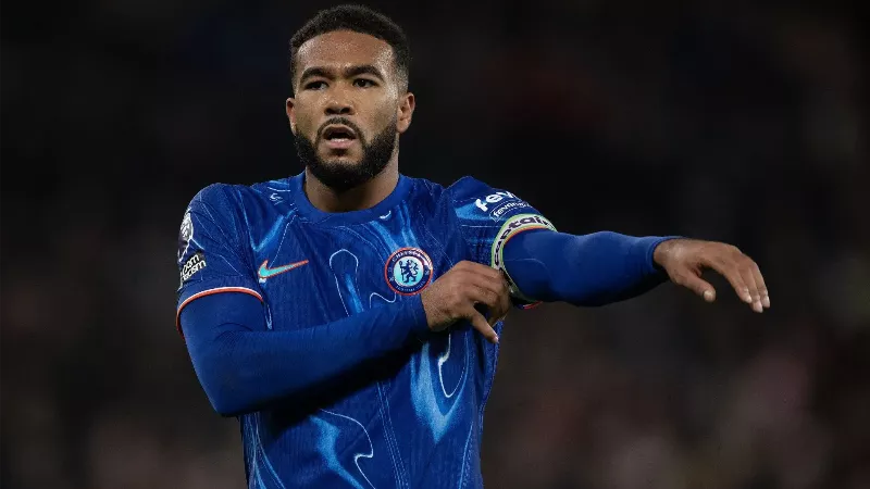 «Челси» рассматривает возможность продажи Риса Джеймса из-за его проблем с травмами