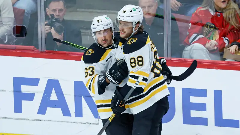 Давид Пастрняк считает, что Брэд Маршан «будет трепать языком» во время первой встречи с «Брюинз» после его обмена во «Флориду Пантерз».