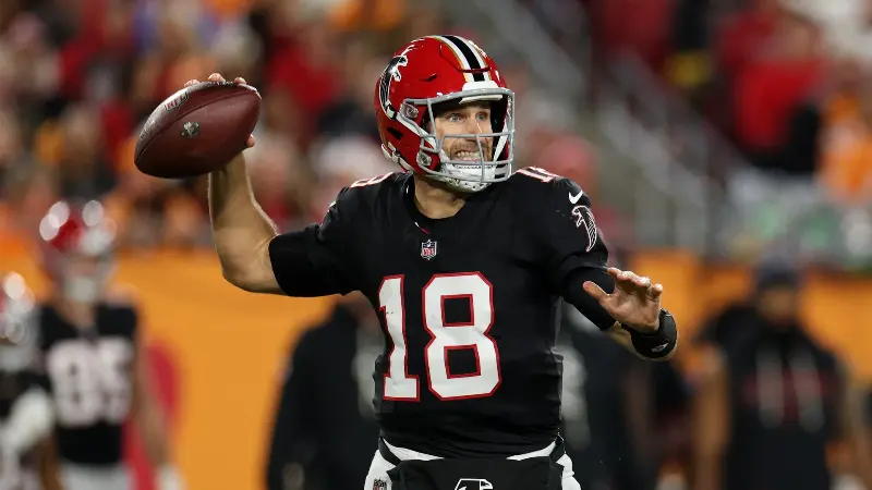 «Этот парень может стать Уорреном Баффетом от футбола», - Джон Миддлкофф отреагировал на подробное объяснение нюансов игры квотербека в исполнении Кирка Казинса.