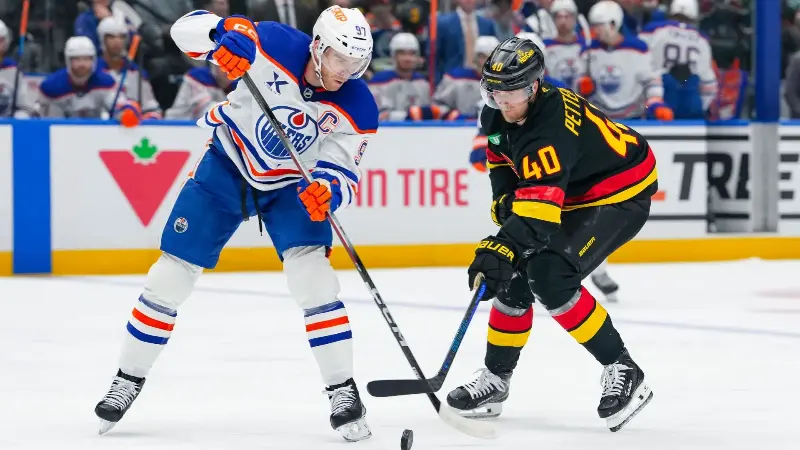 Элиас Петтерссон признал, что Коннор Макдэвид превосходит его в одном конкретном хоккейном аспекте, после того как ему удалось сдержать звезду «Эдмонтон Ойлерз» и обеспечить своей команде победу в овертайме.