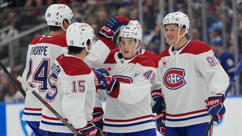 Эллиотт Фридман спрогнозировал реалистичную сумму контракта для Лейна Хатсона, взяв за основу новое 72-миллионное соглашение Джексона Лакомба с «Анахайм Дакс».