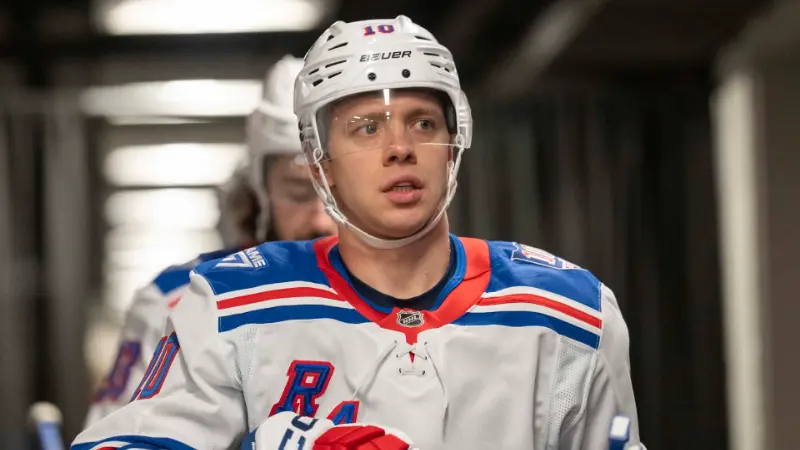 «Возможно, он оставил 30 миллионов долларов», - Эллиотт Фридман пролил свет на обмен Артемия Панарина в «Лос-Анджелес Кингз»