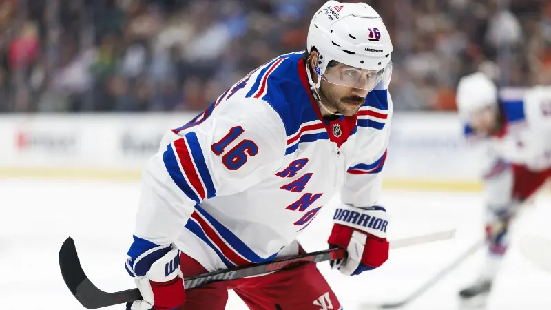 Бывший игрок «Рейнджерс» считает, что следующим капитаном «Нью-Йорк Рейнджерс» должен стать Винсент Трочек, а не Джей Ти Миллер или Адам Фокс.