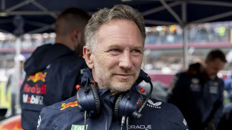 Бывший гонщик Формулы-1 утверждает, что для возвращения чемпионских титулов Ferrari нужен лидер уровня Кристиана Хорнера.