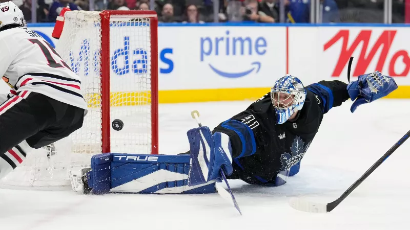 Главный тренер «Торонто Мэйпл Лифс» Крейг Беруби высказался о вратарской связке Джозефа Уолла и Энтони Столарца.