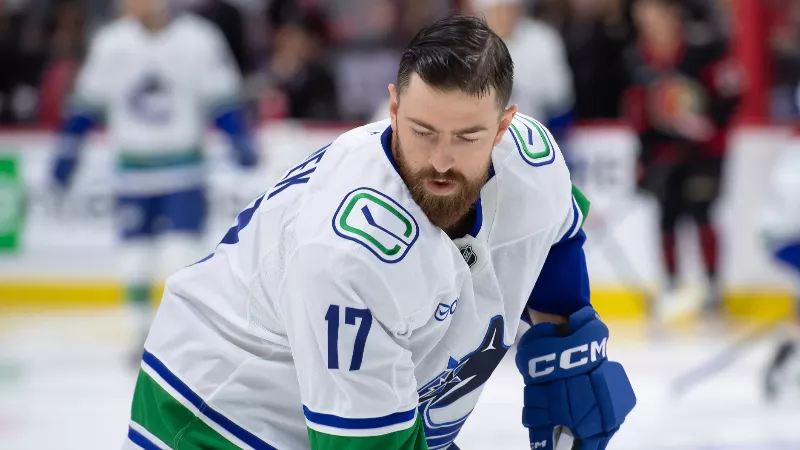 «Серьезная потеря для них», - Эллиотт Фридман ожидает, что «Ванкувер Кэнакс» с их очень агрессивным руководством быстро примут меры после травмы Филипа Хронека