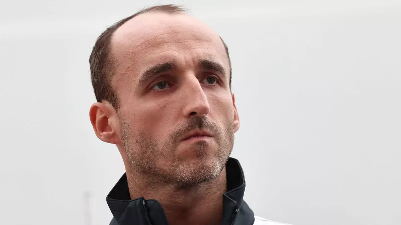 «У меня было 42 перелома, от пальцев ног до локтя все было сломано», - бывший перспективный гонщик Ferrari откровенно рассказал о аварии, изменившей его жизнь