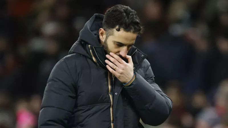 «Я не думаю, что это кому-то поможет», - главный тренер «Манчестер Юнайтед» Рубен Аморим подвергся критике за «наивность» после нарушения важного принципа, по мнению бывшего скаута «красных дьяволов»