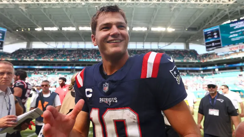 «Мы же не со школьной командой Фоксборо играем», - Дрейк Мэй высказался о самом легком расписании «Пэтриотс» после победы в Восточном дивизионе АФК.