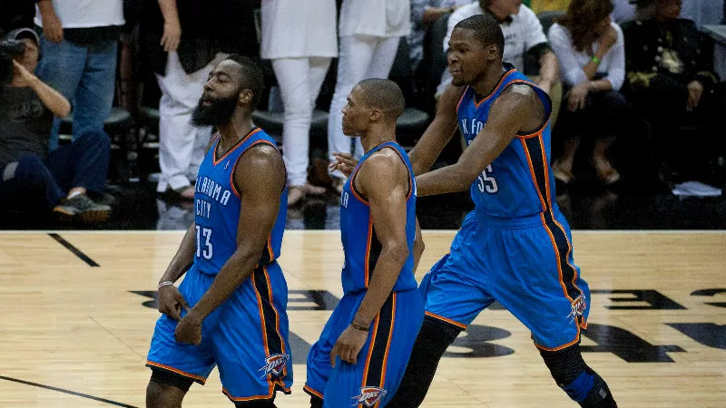  «Они заложили основу», - Джеймс Харден трогательно почтил память Кевина Дюранта и Расселла Уэстбрука после достижения исторического рекорда по трёхочковым