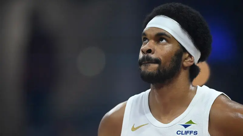 Новости о травме Джарретта Аллена: Участие центрового «Кливленд Кавальерс» в матче Кубка Эмиратов НБА против «Торонто Рэпторс» остаётся под вопросом.