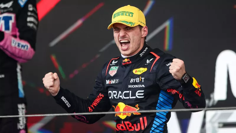 Сага между Джонни Хербертом и Максом Ферстаппеном продолжается, на этот раз с новым колким высказыванием от стюарда FIA.