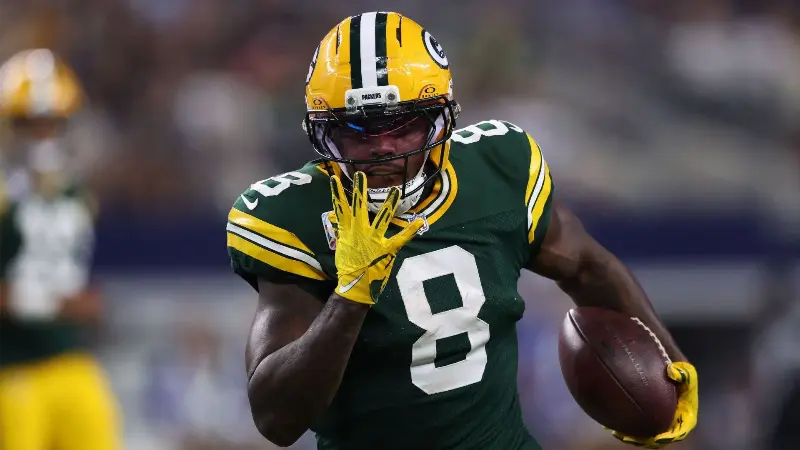 Травма икроножной мышцы Джоша Джейкобса: Спортивный врач предполагает серьезные опасения после последних новостей о состоянии раннинбека «Пэкерс».