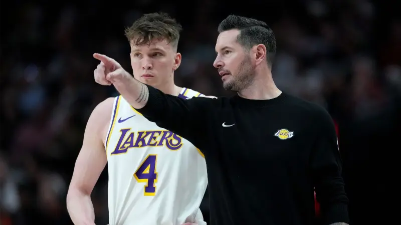 Кендрик Перкинс жестко раскритиковал Джей Джей Редика за его «поведение», обвинив тренера в том, что тот публично подставил Далтона Кнехта.