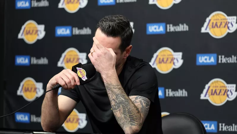 Новости обменов «Лейкерс»: Джей Джей Редик высказал свое мнение о главных потребностях команды после неудачной попытки сдержать Виктора Вембаньяму.