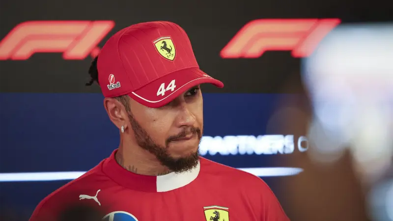 Льюис Хэмилтон принял окончательное решение о продолжении сотрудничества со своим гоночным инженером Риккардо Адами в сезоне 2026 года.