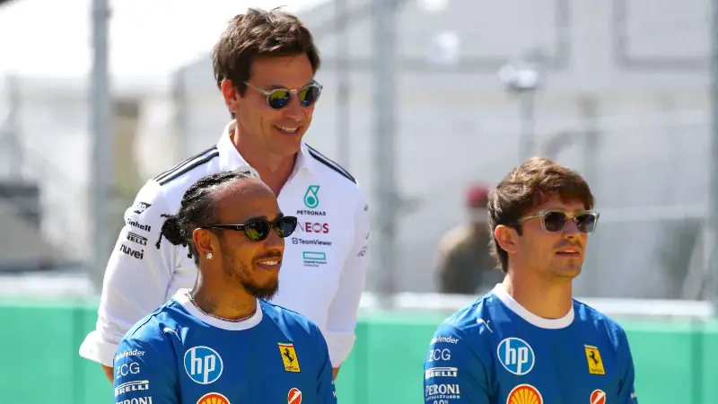 Тото Вольфф назвал Майкла Маси «сумасшедшим», вновь обрушившись с критикой на уволенного гоночного директора FIA за то, что тот лишил Льюиса Хэмилтона восьмого титула в Формуле-1.