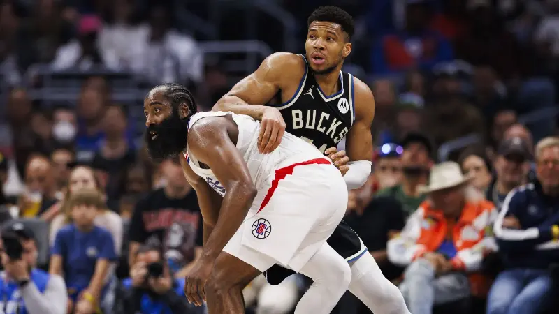 Слухи НБА: «Клипперс» ставят в приоритет освобождение места в платёжной ведомости, чтобы в 2027 году побороться за Янниса Адетокунбо или Николу Йокича.