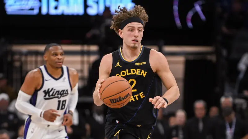 Слухи НБА: Заявление Брэндина Подзиемски о Стефе Карри, привлёкшее к себе внимание, заставило людей в «Уорриорз» «закатить глаза».