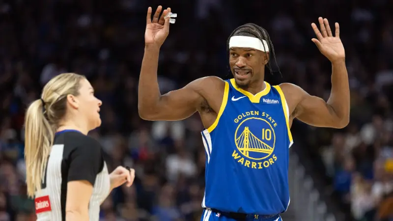 Слухи об обменах в НБА: контракт Джимми Батлера с «Голден Стэйт Уорриорз» стал препятствием — клуб планирует избавиться от 56-миллионного соглашения, чтобы спасти чемпионское окно Стефена Карри.