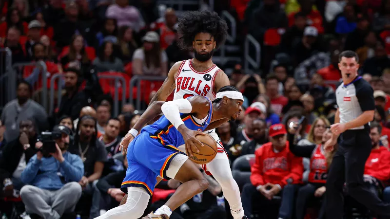 Слухи о обменах в НБА: «Оклахома-Сити Тандер» могут усилить Шэя Гилджес-Александера партнером по задней линии за $12 000 000 в крупной сделке с участием «Никс» и «Буллз»