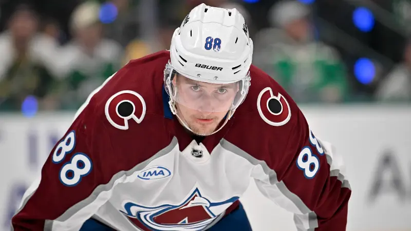 Аналитик НХЛ открыто советует «Колорадо Эвеланш» «раскошелиться по полной» на 13-миллионную суперзвезду.