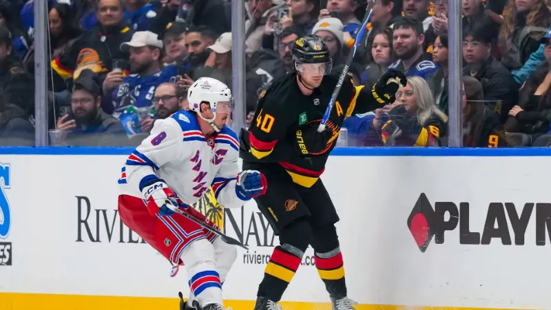 Инсайдер НХЛ сделал смелое заявление, сравнив потенциальную компенсацию за обмен Элиаса Петтерссона с активами, которые можно выручить за Джей Ти Миллера.