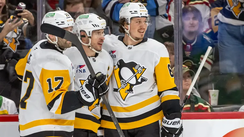 Слухи НХЛ: инсайдер назвал Брайана Раста, Рикарда Ракелля и звезду с контрактом на 27,5 миллиона долларов возможными «разменными монетами».