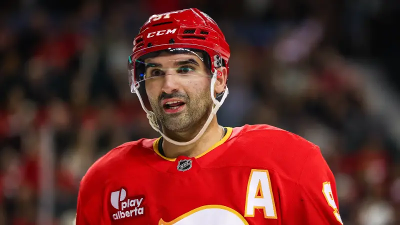 Слухи об обменах в НХЛ: команда стоимостью 3,4 млрд долларов «всё ещё обзванивает» клубы по поводу Назема Кадри, несмотря на «отсутствие срочности».