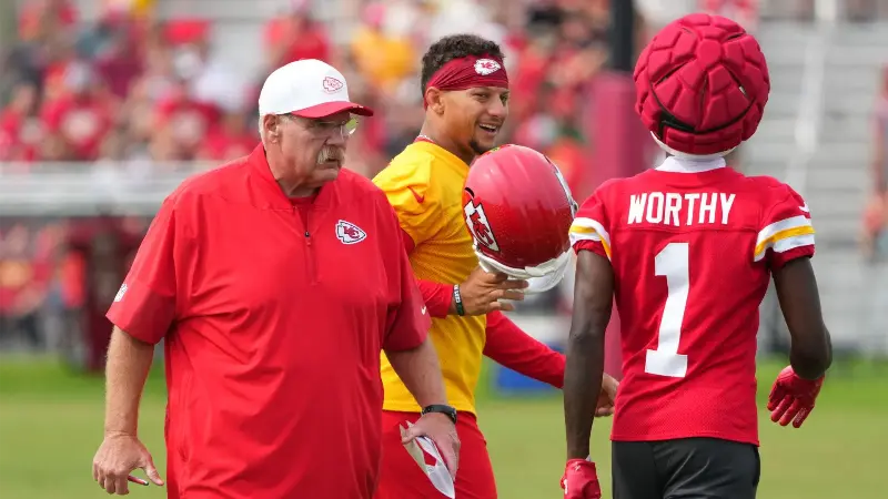 Ник Райт назвал проблему «Канзас-Сити Чифс» и Патрика Махоумса, которую не сможет решить возвращение Ксавье Уорти.