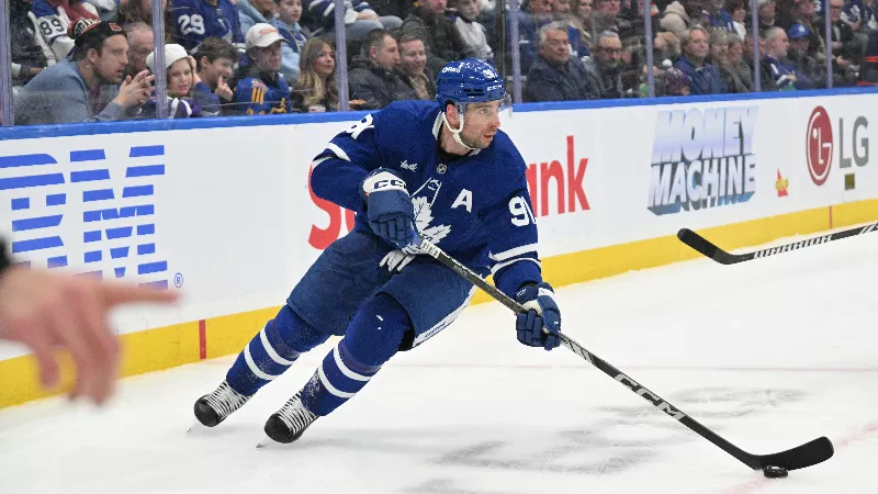 «Не будут платить ему 6,5 миллиона в 35 лет», - Даррен Дрегер высказался о продолжающихся переговорах «Торонто Мэйпл Лифс» по контракту с игроком стоимостью $77 миллионов.