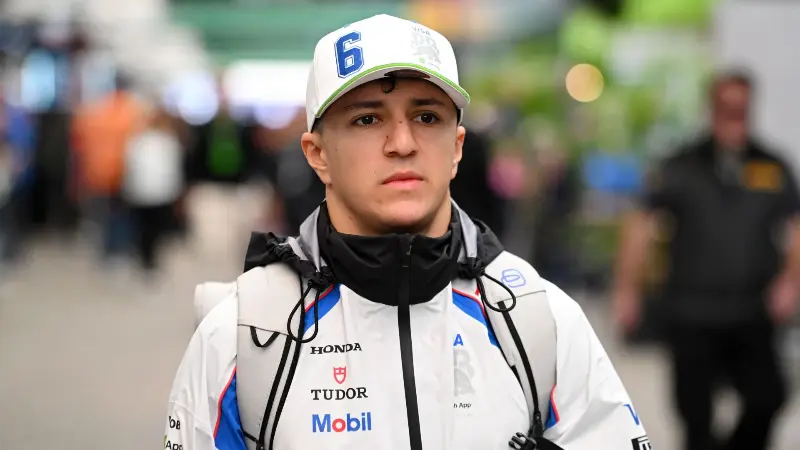 Руководитель Red Bull тонко намекнул на будущее Исака Хаджара по мере приближения крайнего срока принятия решения на 2026 год.