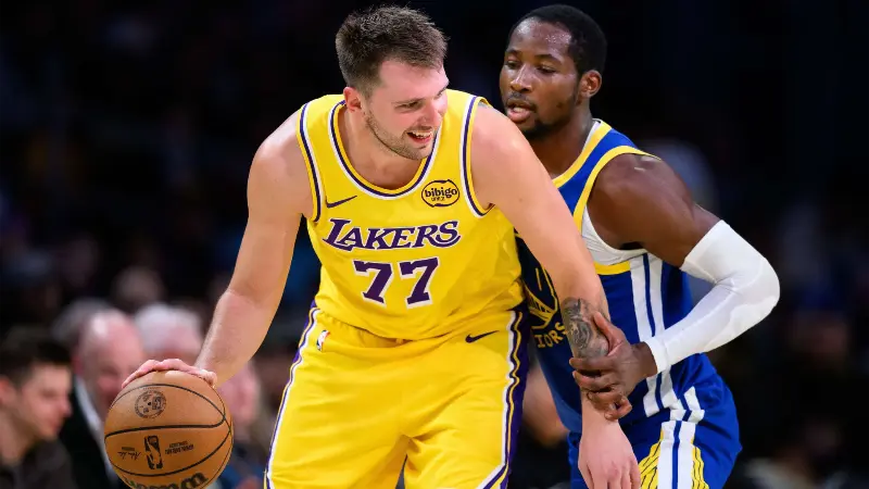 «Это было на мне», - Лука Дончич признал вину за слабую вовлечённость Деандре Эйтона.