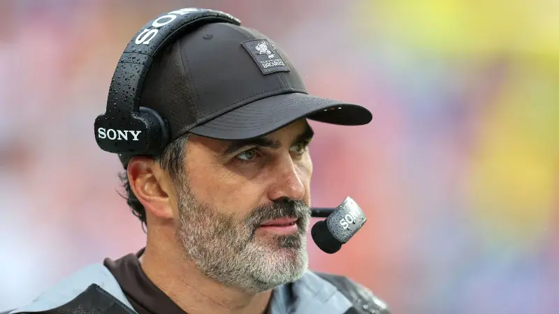 Тони Гросси бьет тревогу по поводу шаткого положения Кевина Стефански, в то время как «Кливленд Браунс» уходят на неделю отдыха с результатом 2-6.