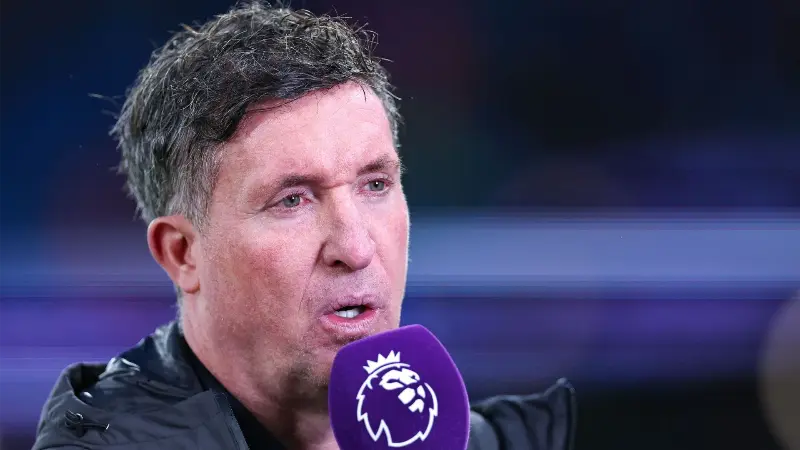 «Когда ты играешь за «Ливерпуль» или «Ман Юнайтед», это другое», — Робби Фаулер поставил под сомнение селекцию «красных» на ключевых позициях на фоне плохой формы.