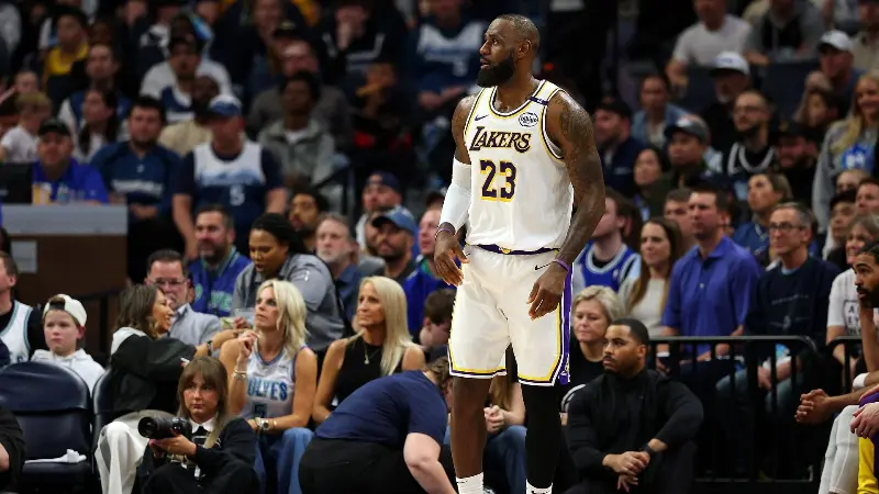 Почему завершение карьеры в «Лейкерс» — наиболее вероятный и реалистичный сценарий для Леброна Джеймса.