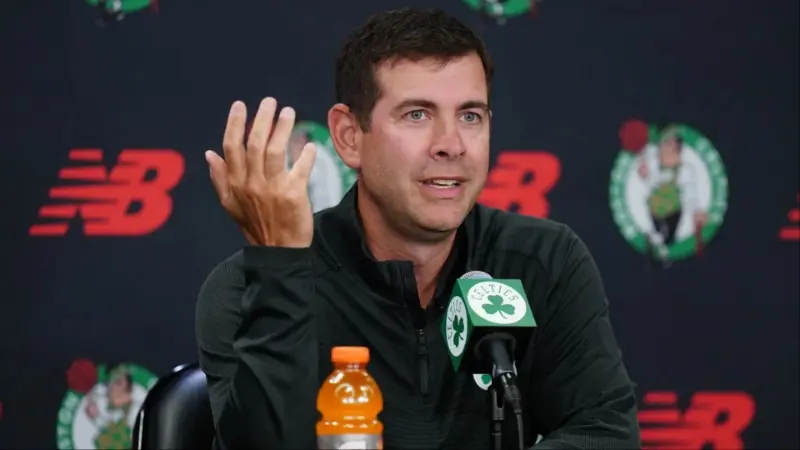 Слухи об обменах в НБА: «Бостон Селтикс» готовы обменять защитника с зарплатой 27,6 миллиона долларов на сильного центрового ради борьбы за чемпионский титул.