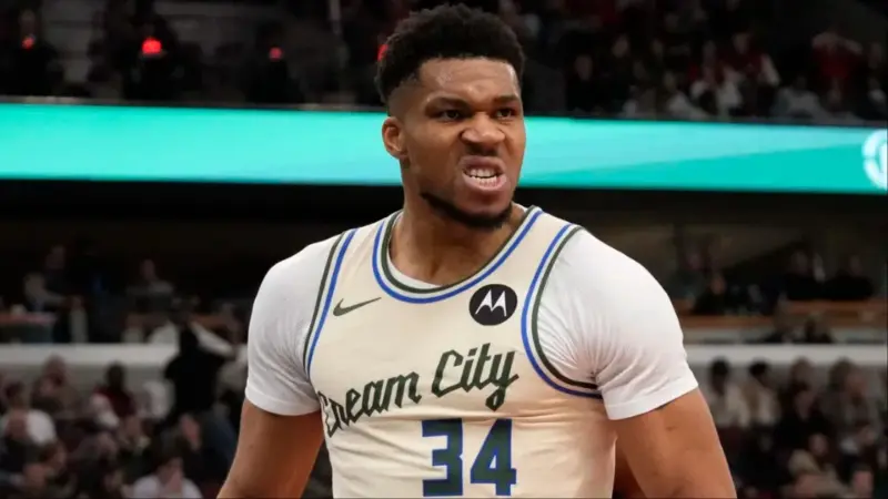 Слухи об обменах в НБА: Янниса Адетокунбо и Энтони Дэвиса связывают с «Кливленд Кавальерс».