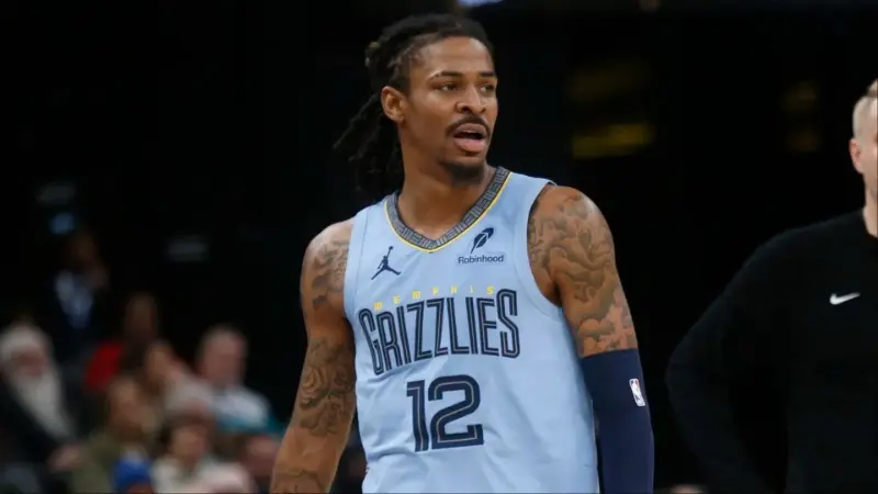 Слухи об обменах в НБА: охота за Джа Морантом обойдется недешево — «Нью-Орлеан Пеликанс» готовы пожертвовать звездным игроком с контрактом на 128 миллионов долларов и травмированным защитником.