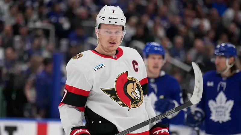 Слухи НХЛ: Инсайдер рассказал, как будущее Брэди Ткачака может повлиять на следующий контракт центрального нападающего.