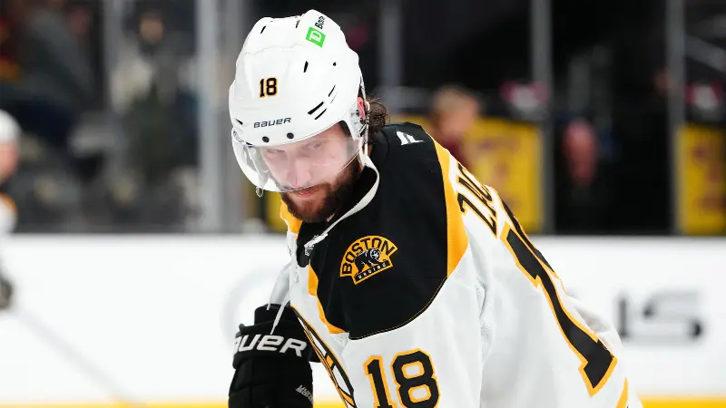 Слухи об обмене в НХЛ: «Торонто Мейпл Лифс» и «Ванкувер Кэнакс» проявляют интерес к нападающему «Нью-Йорк Айлендерс» с контрактом на 68 миллионов долларов и Павлу Захе для «удовлетворения» кадровых потребностей.