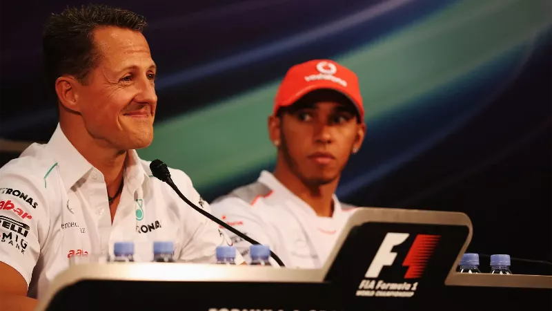 «Выше Михаэля Шумахера никого нет», - Росс Браун сравнил немца с Льюисом Хэмилтоном.