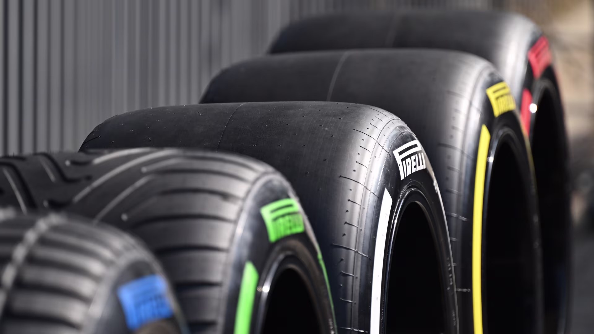 Какие шины будут у команд на Гран-при Азербайджана 2025 года?